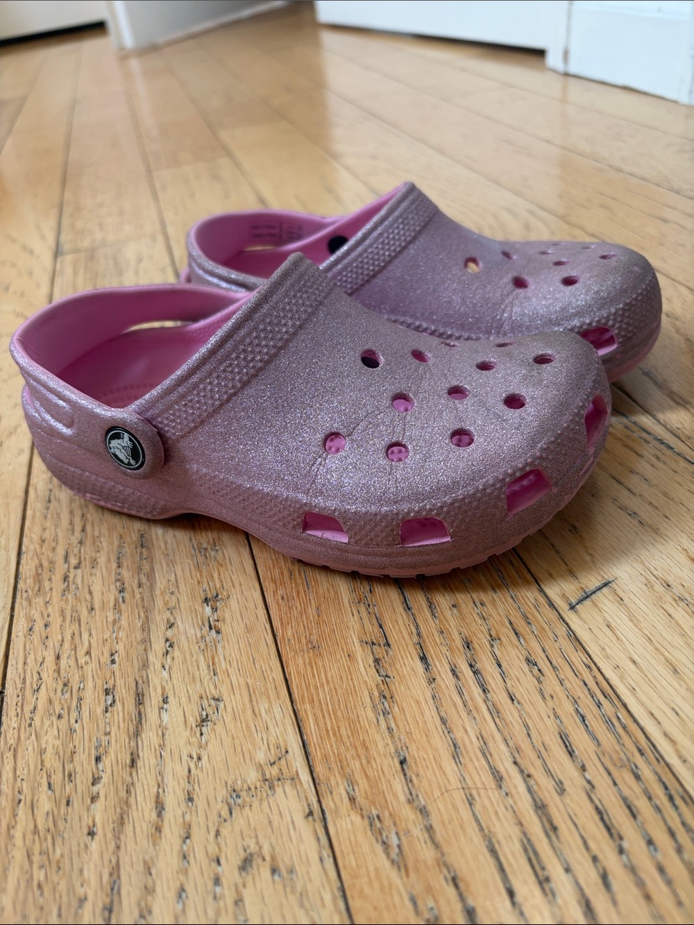 CROCS Kids Glitter Pink Clogs size 1